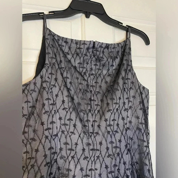 Jones New York Gray Sheath Dress with Embroidered Beading Size 8 Formal Dressy - Picture 4 of 8